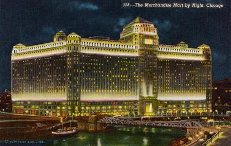 The Merchandise Mart by night, Chicago